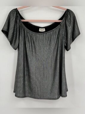H.I.P. Women's Metallic Off-The-Shoulder Top